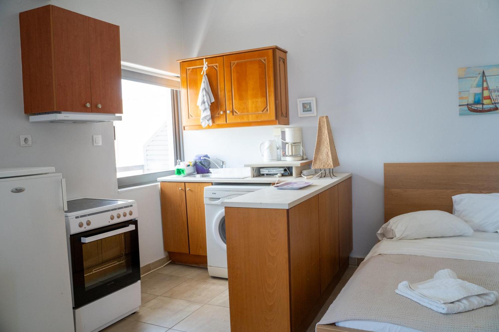 Nefeli Rooms Aγία Μαρίνα Εξωτερικό φωτογραφία